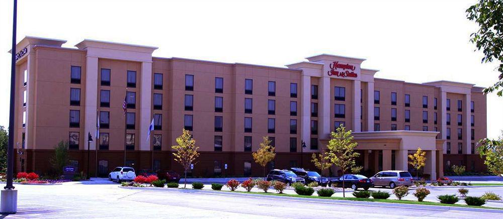 Hampton Inn & Suites Bloomington Normal Exterior foto