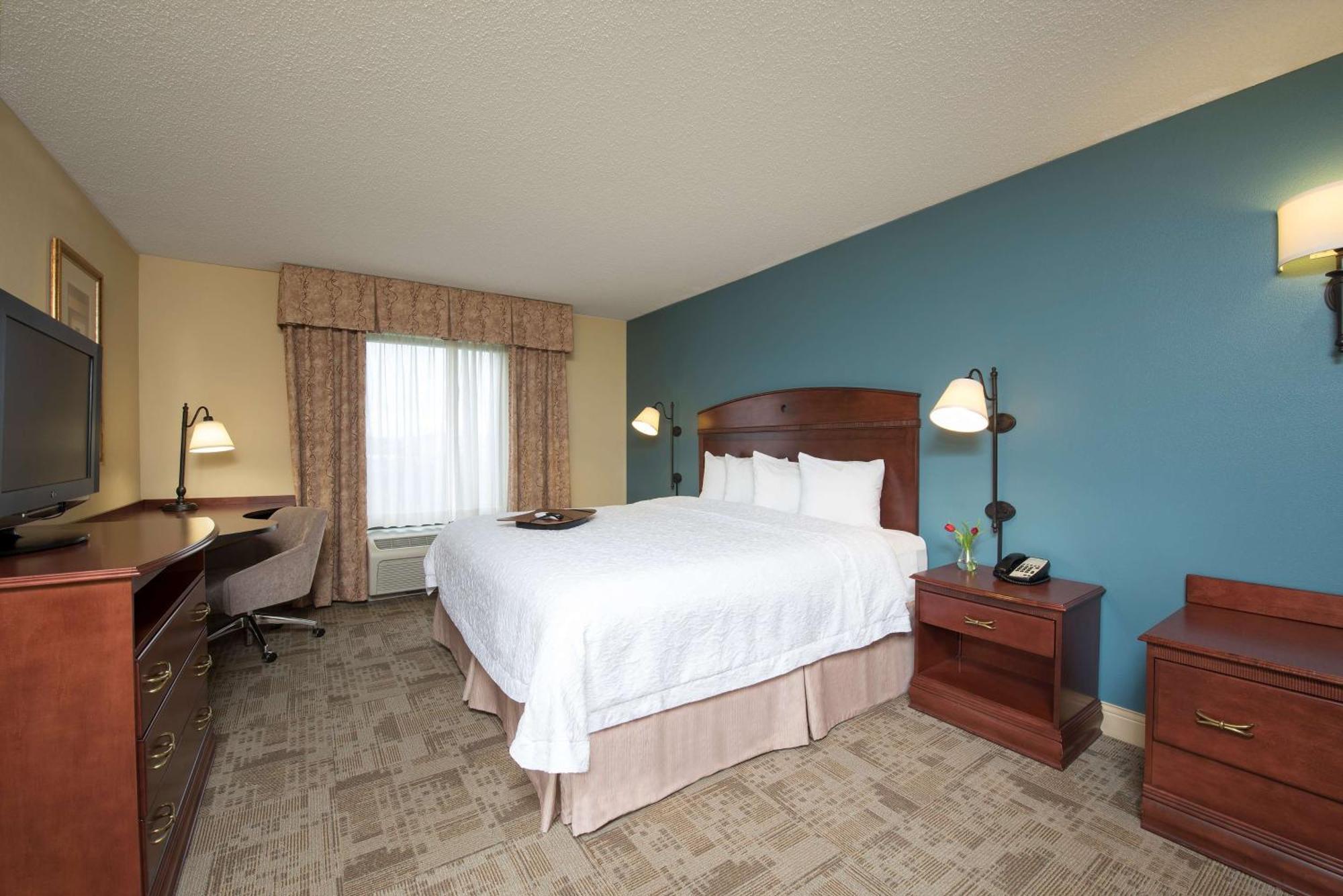 Hampton Inn & Suites Bloomington Normal Exterior foto