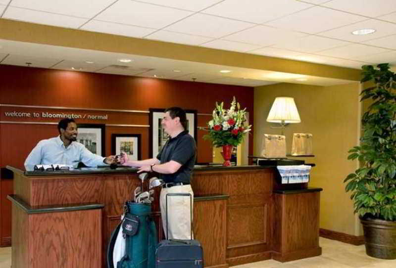 Hampton Inn & Suites Bloomington Normal Exterior foto